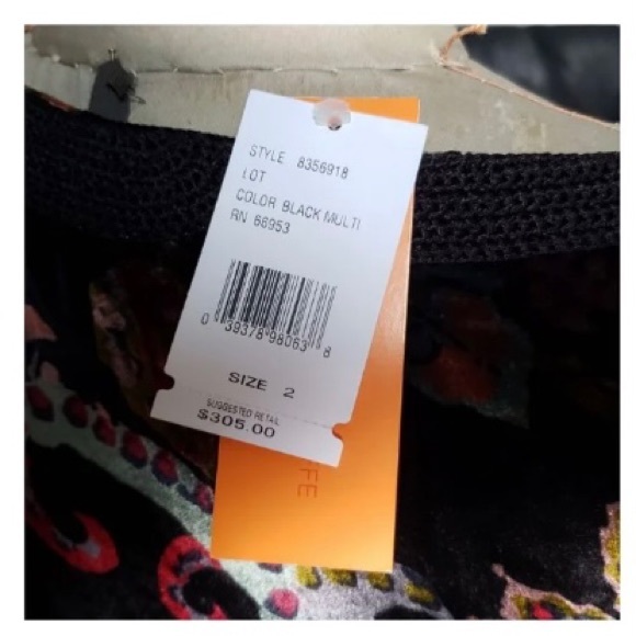 Cynthia Steffe Date Night Dress - Picture 16 of 16